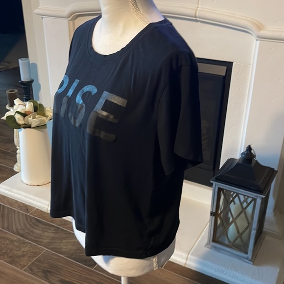 Athleta RISE Crop Tee - Picture 2 of 8